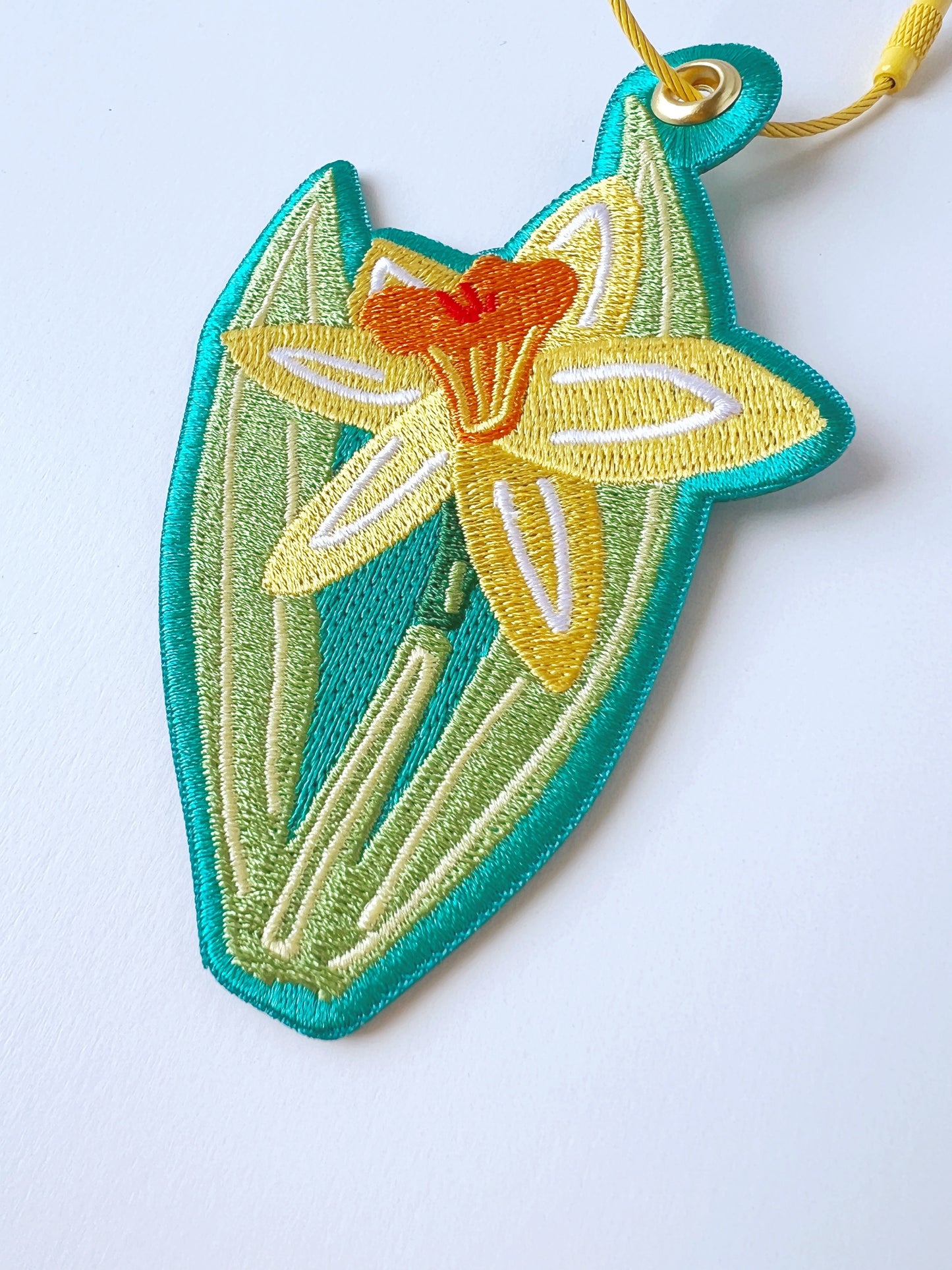 Daffodil embroidered bag charm keychain