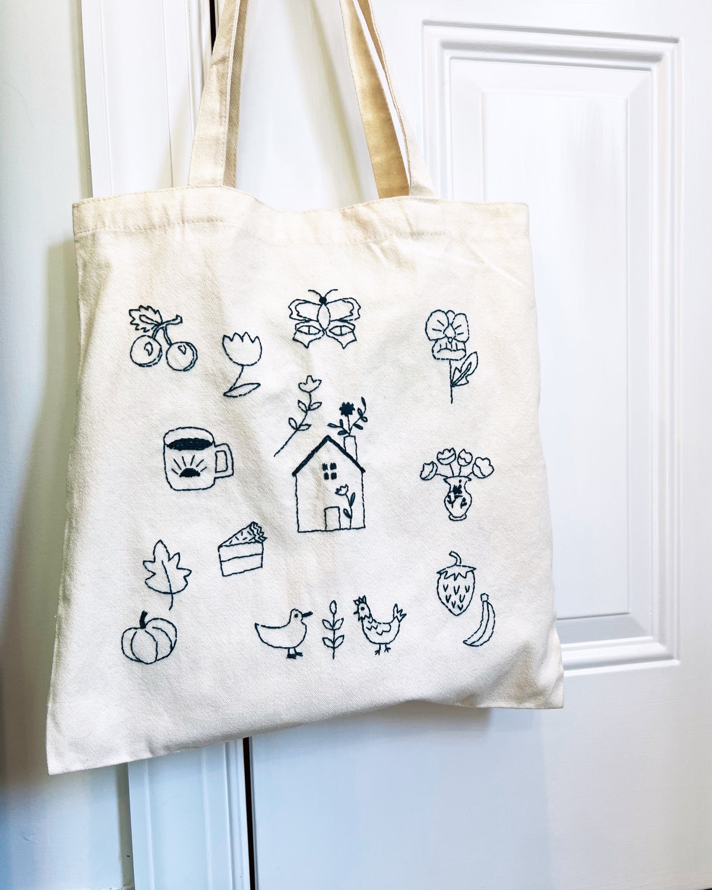 Farm House Stick and Stitch embroidery patterns