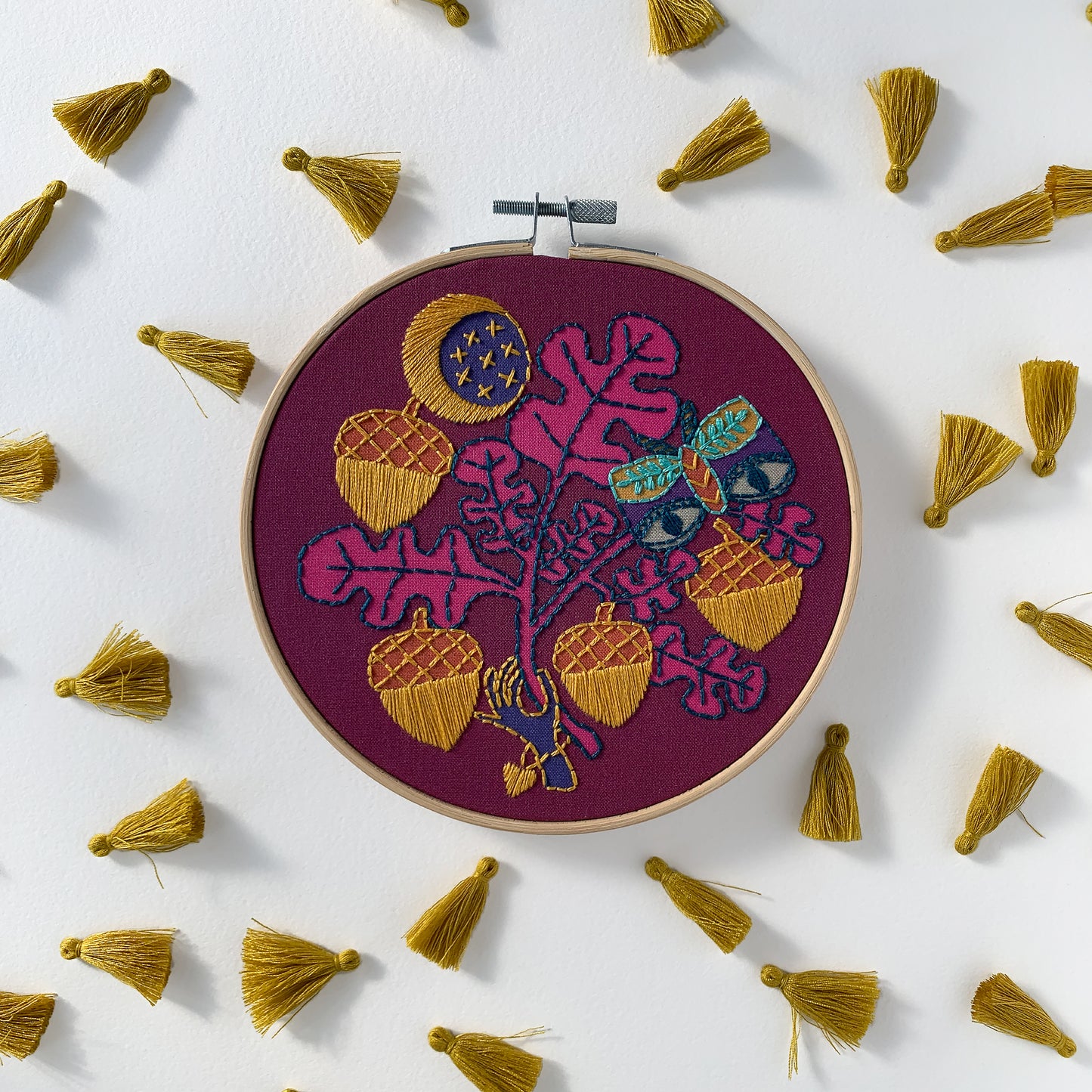Acorns Embroidery Kit