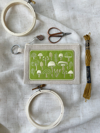 Mushroom embroidered zipper keyring pouch wallet