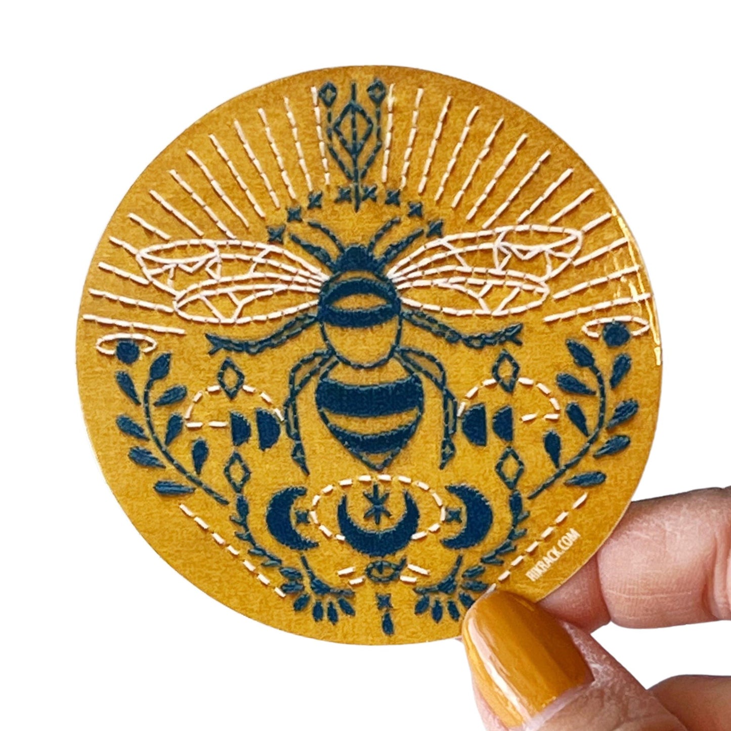 Bee 3" Circle Vinyl Sticker