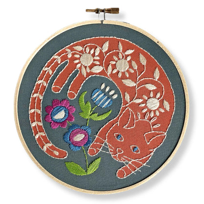 Garden Cat Embroidery Kit