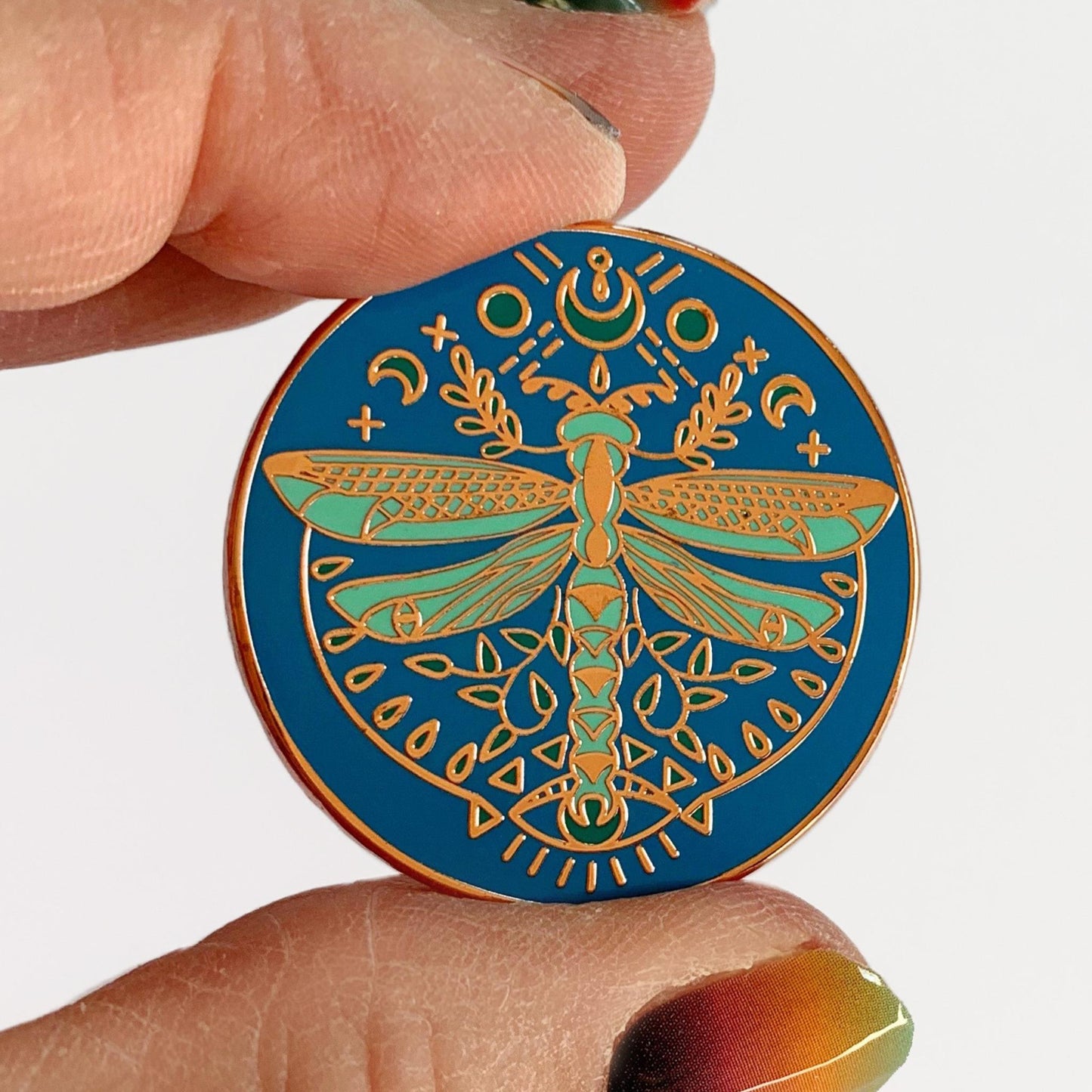 Mystic Dragonfly Needle Minder