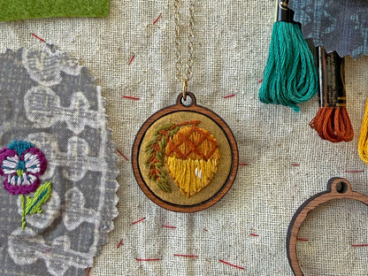 Acorn Embroidery Necklace Kit