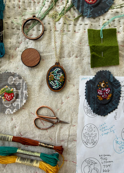 Birds Embroidery Necklace Kit