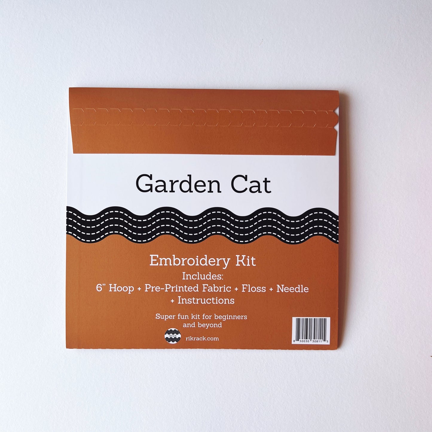 Garden Cat Embroidery Kit