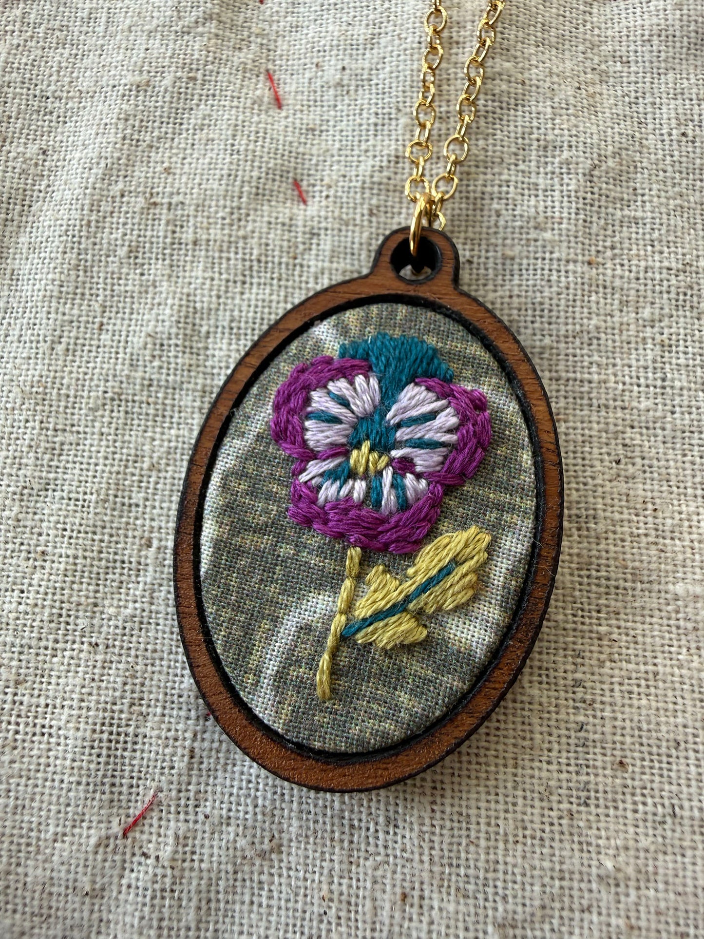 Pansy Embroidery Necklace Kit