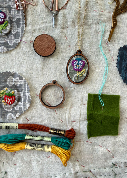 Pansy Embroidery Necklace Kit